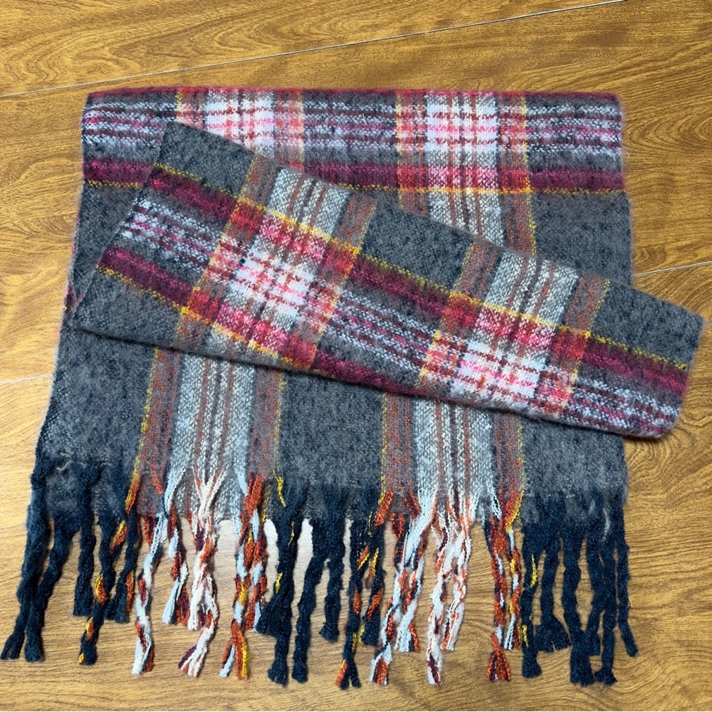 Natural Reflections Soft Gray Multi Plaid Women’s Fashion Accessory Fringe Scarf